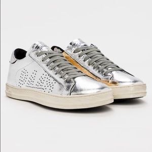 P448 metallic sneakers